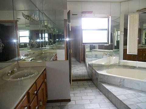 1060 Celum Rd, Clint, TX 79836 photo 8