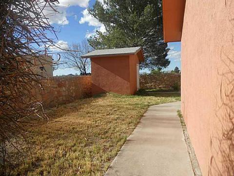 1060 Celum Rd, Clint, TX 79836 photo 20