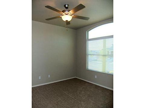 7320 Skyrocket, El Paso, TX 79911 photo 4