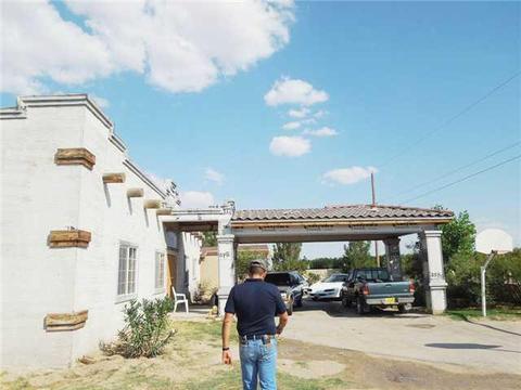 13401 N Loop Dr, Clint, TX 79836 photo 2