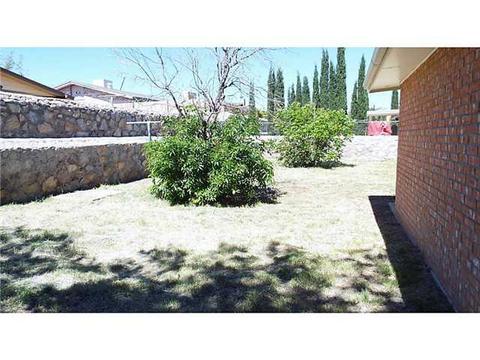10469 Lambda Dr, El Paso, TX 79924 photo 21