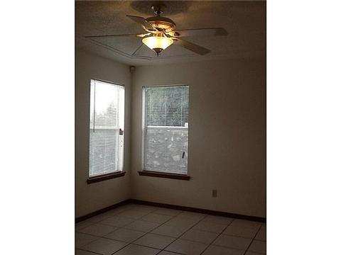 6940 Echo Cliffs Dr, El Paso, TX 79912 photo 9