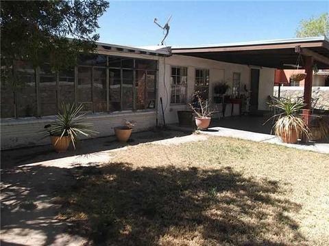 7547 N Loop Dr, El Paso, TX 79915 photo 24