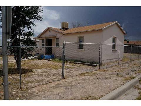 307 S Third St, Anthony, TX 79821 photo 2
