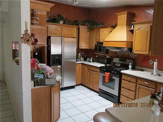  8739 Aparicio Dr, El Paso, TX 79907 photo 7