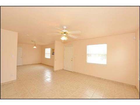 509 Debra Ln, Anthony, TX 79821 photo 5