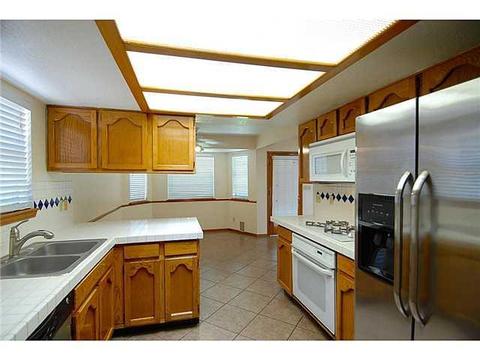 708 El Parque Dr, El Paso, TX 79912 photo 10