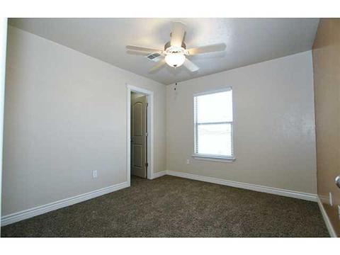 4875 Titanic Ave, El Paso, TX 79904 photo 7