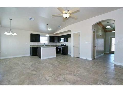 4875 Titanic Ave, El Paso, TX 79904 photo 2