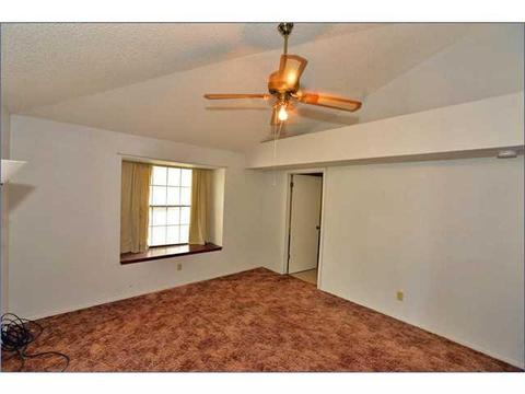 13750 N Loop Dr, Clint, TX 79836 photo 12