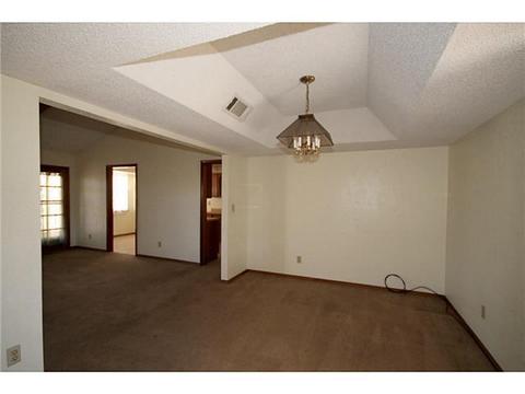 701 El Parque Dr, El Paso, TX 79912 photo 3