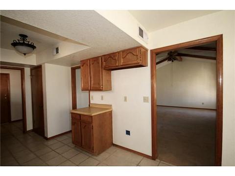 701 El Parque Dr, El Paso, TX 79912 photo 8