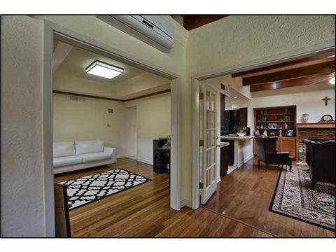 836 Cresta Alta Dr, El Paso, TX 79912 photo 9