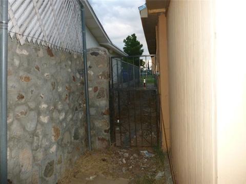 3820 Devore Ct, El Paso, TX 79904 photo 32