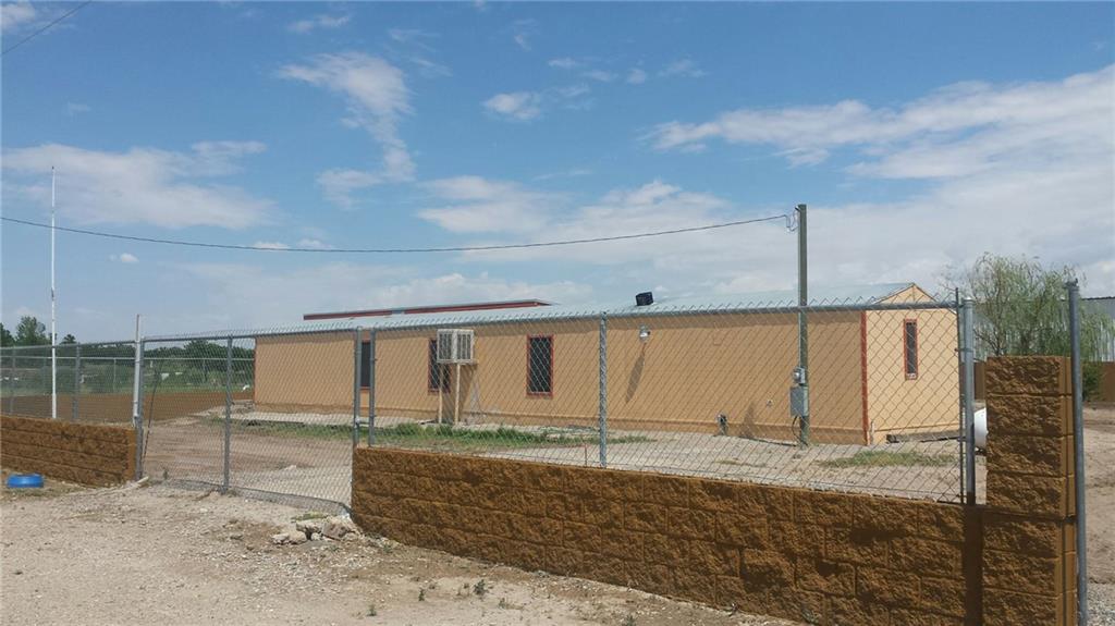 200 Valle Verde Rd, Tornillo, TX 79853 photo 1