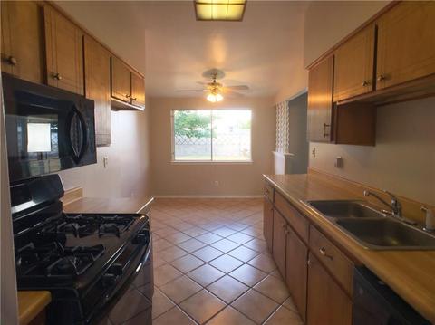 10404 Lambda Dr, El Paso, TX 79924 photo 11