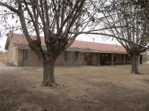 14201 N Loop Dr, Clint, TX 79836 photo 1
