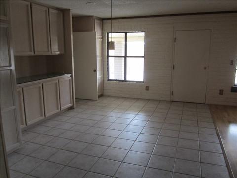 14201 N Loop Dr, Clint, TX 79836 photo 16