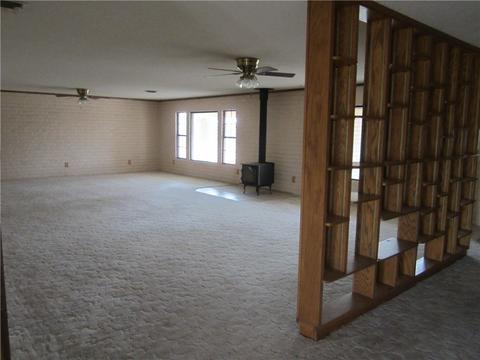 14201 N Loop Dr, Clint, TX 79836 photo 17