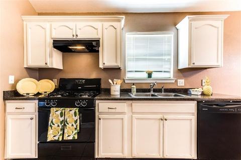 814 Jaime St, Anthony, TX 79821 photo 8