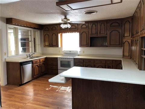 809 Main, Anthony, TX 79821 photo 8