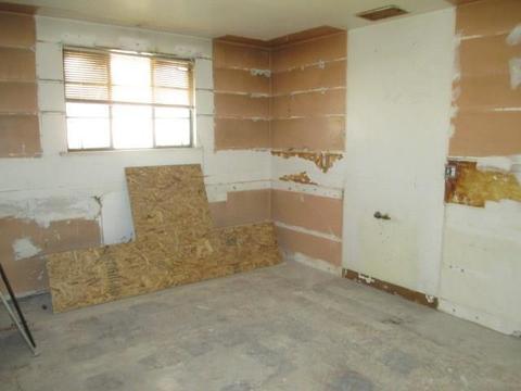 1336 Wright St, El Paso, TX 79902 photo 9