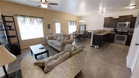 620 Torres Altos St, Anthony, TX 79821 photo 2