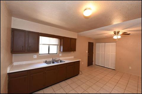 412 7th St, Anthony, TX 79821 photo 16