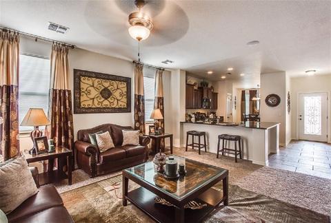 3272 David Palacio Dr, El Paso, TX 79938 photo 10