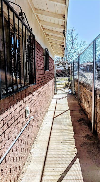 2425 Silver Ave, El Paso, TX 79930 photo 12