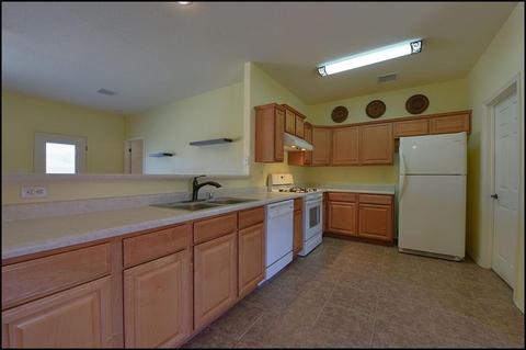 609 Inez Pl, Anthony, TX 79821 photo 7