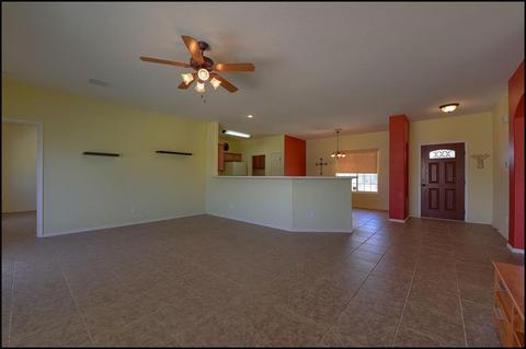 609 Inez Pl, Anthony, TX 79821 photo 5