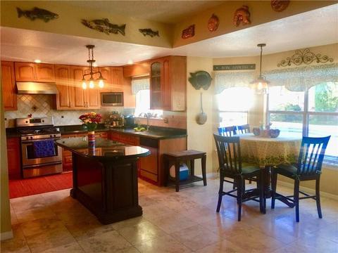 6824 Echo Cliffs Dr, El Paso, TX 79912 photo 2