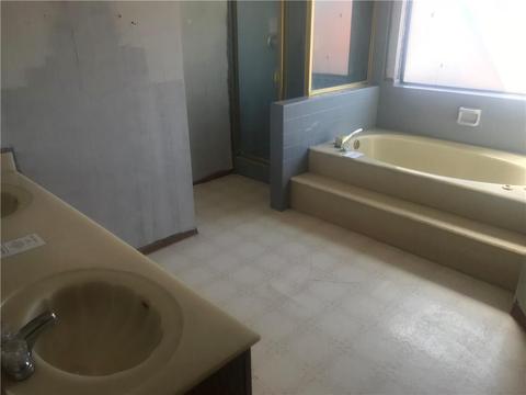 1925 Pointe E, El Paso, TX 79936 photo 7