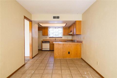 700 El Parque Dr, El Paso, TX 79912 photo 8