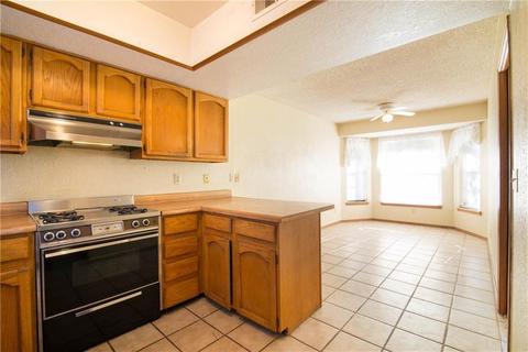700 El Parque Dr, El Paso, TX 79912 photo 6