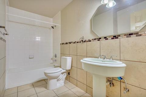 9053 Eclipse St, El Paso, TX 79904 photo 13