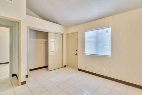 9053 Eclipse St, El Paso, TX 79904 photo 16