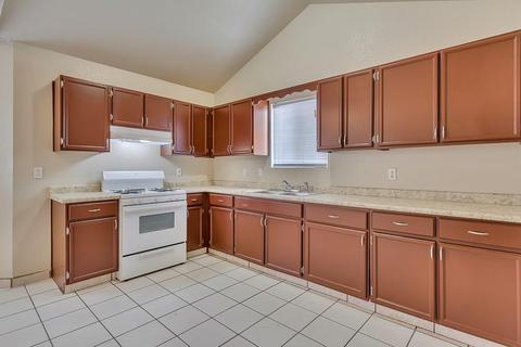 9053 Eclipse St, El Paso, TX 79904 photo 5