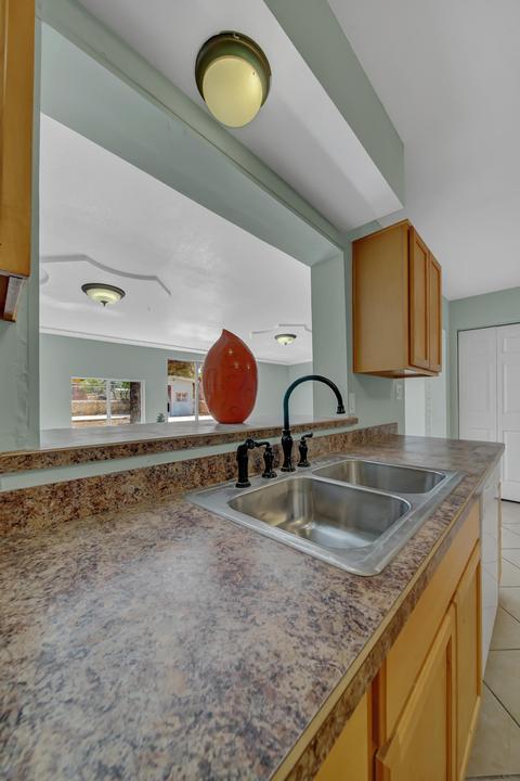 411 S Eight St, Anthony, TX 79821 photo 14