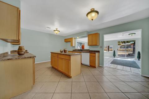 411 S Eight St, Anthony, TX 79821 photo 9