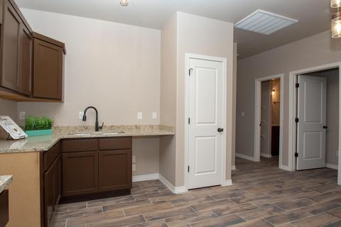 8800 Eclipse #B, El Paso, TX 79904 photo 6