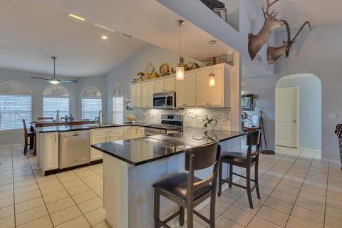 1202 Onate St, Anthony, NM 88021 photo 8
