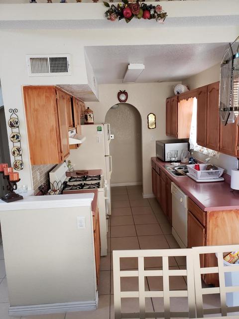 8921 Eclipse St, El Paso, TX 79904 photo 4