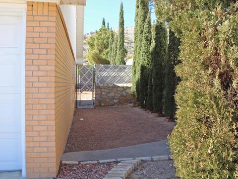 8805 Galena Dr, El Paso, TX 79904 photo 4