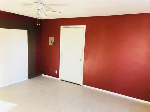 501 8th St, Anthony, TX 79821 photo 9