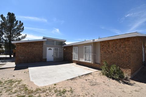 706 Isabel St, Anthony, TX 79821 photo 1