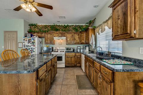 636 Myriam Dr, Anthony, TX 79821 photo 15