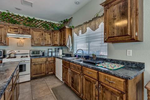 636 Myriam Dr, Anthony, TX 79821 photo 16