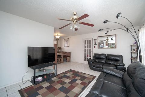 9505 Albany Dr, El Paso, TX 79924 photo 2